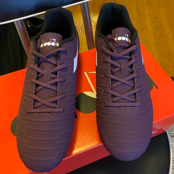 Womens soccer cleats - Picture 2 of 7